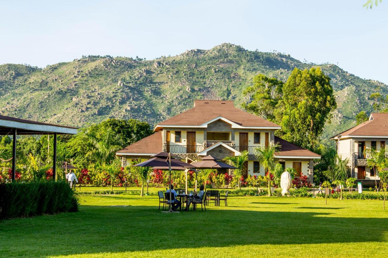 Ciala Resort Hotels In Кисуму Экстерьер фото