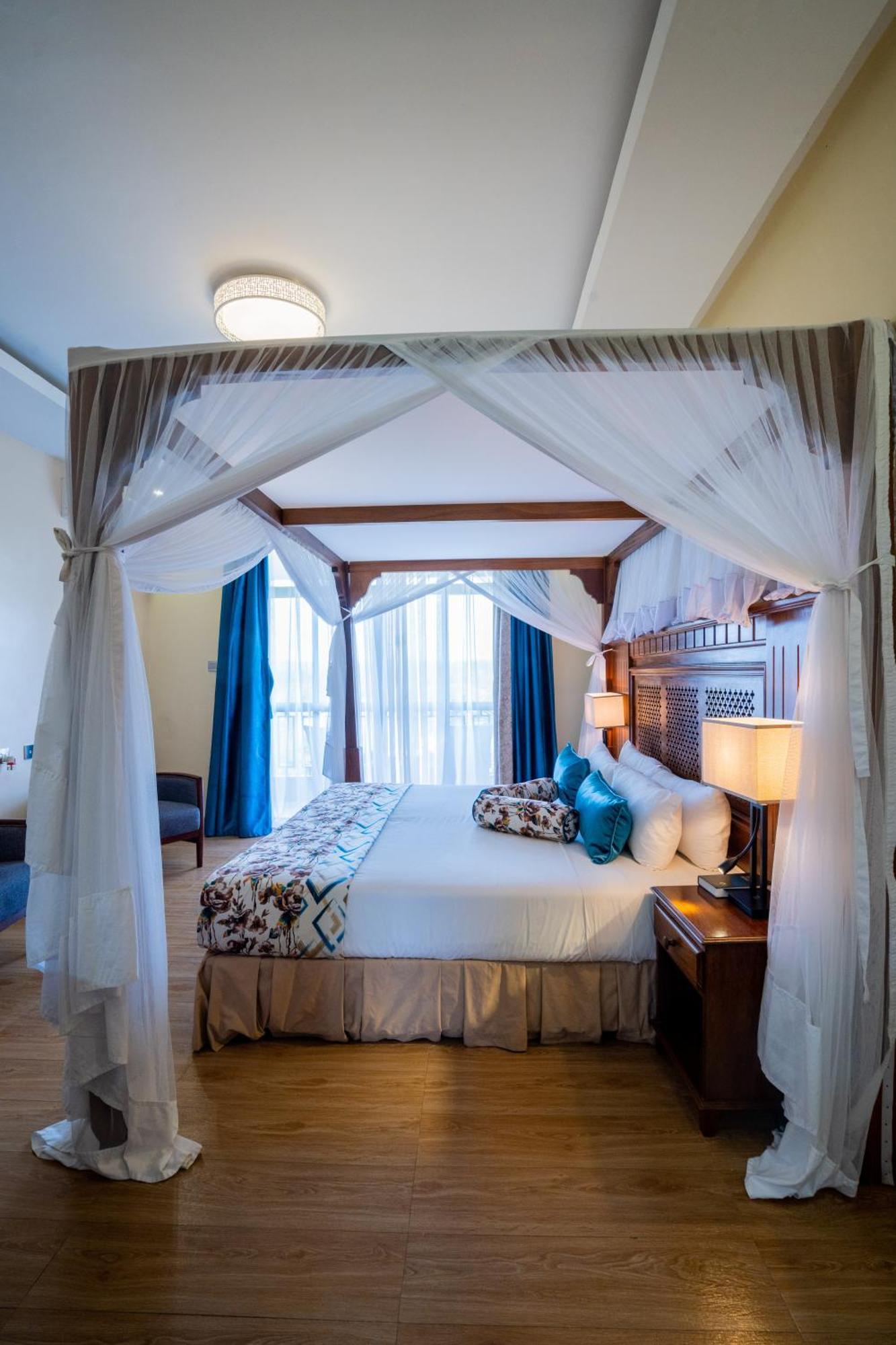 Ciala Resort Hotels In Кисуму Экстерьер фото