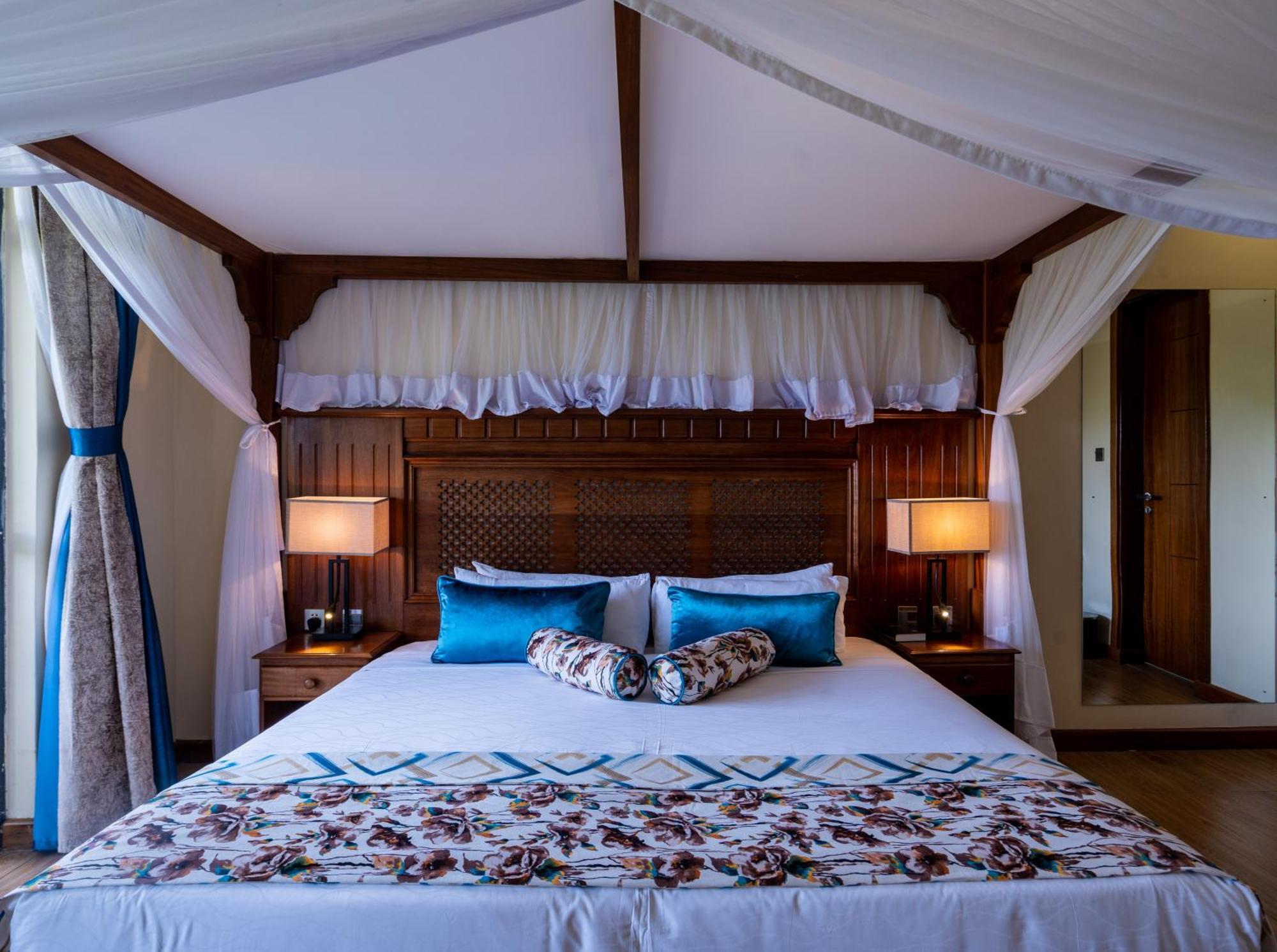 Ciala Resort Hotels In Кисуму Экстерьер фото