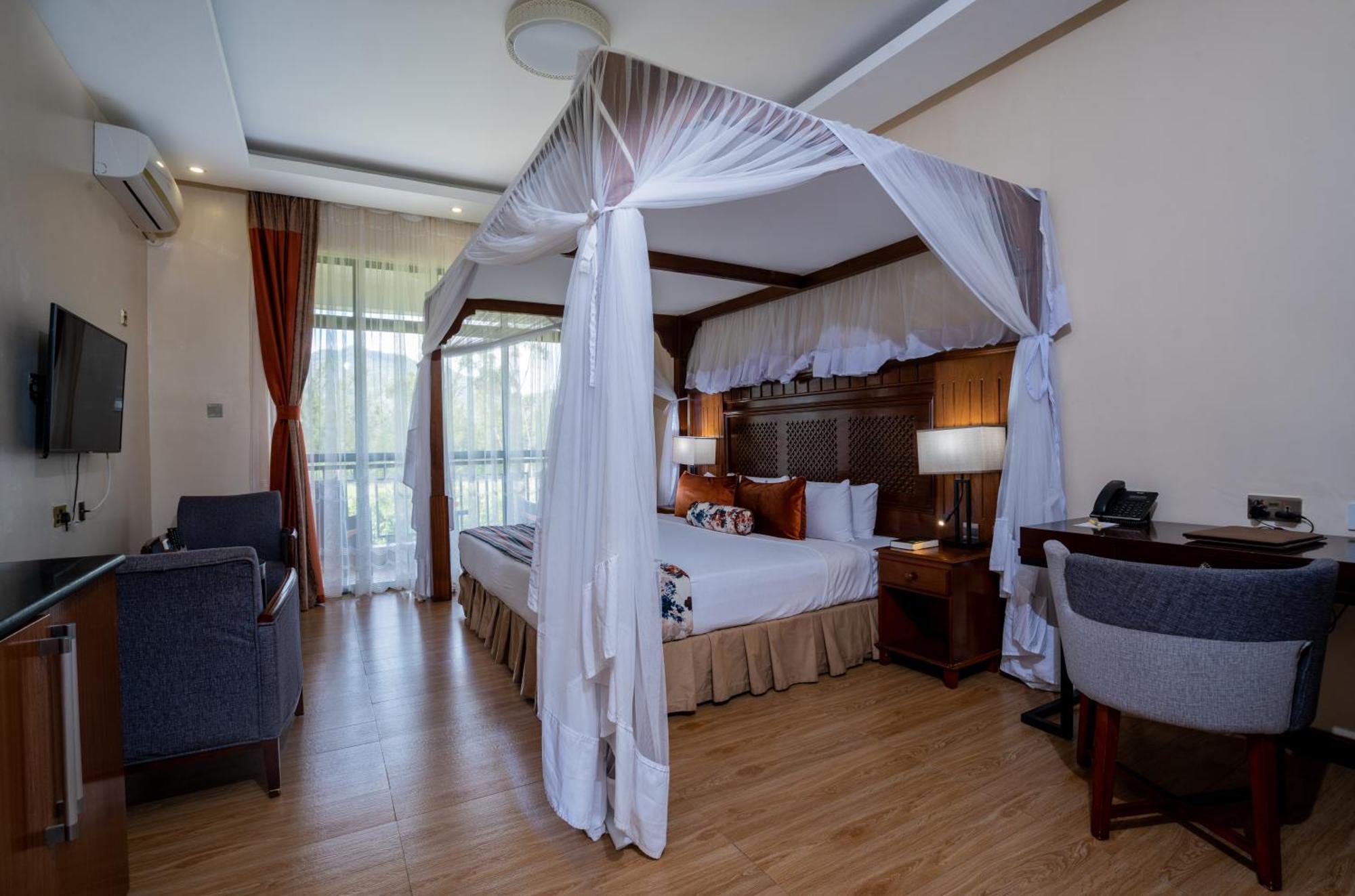 Ciala Resort Hotels In Кисуму Экстерьер фото