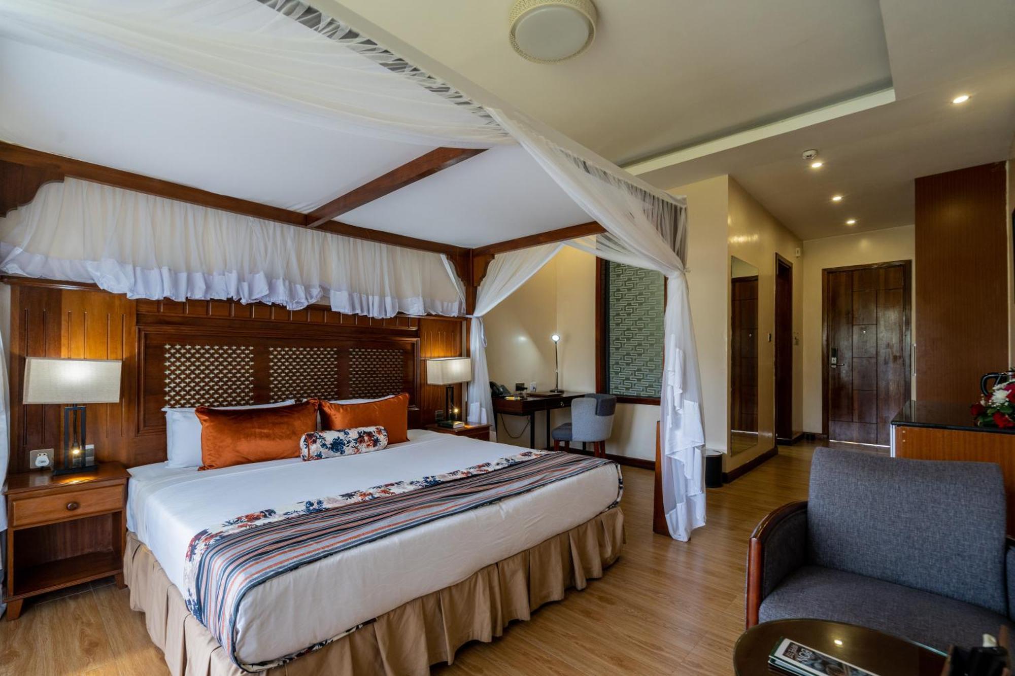 Ciala Resort Hotels In Кисуму Экстерьер фото