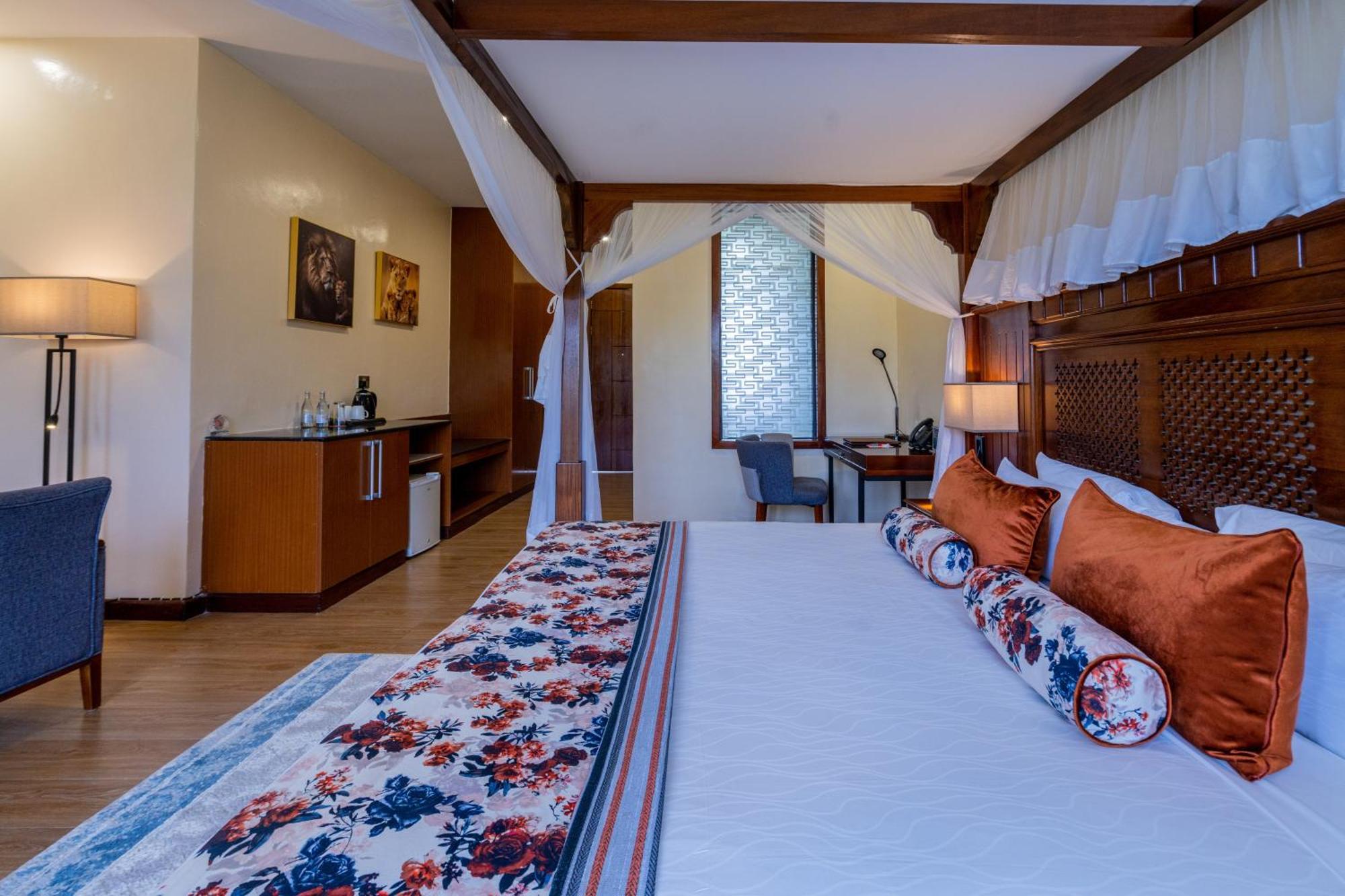 Ciala Resort Hotels In Кисуму Экстерьер фото
