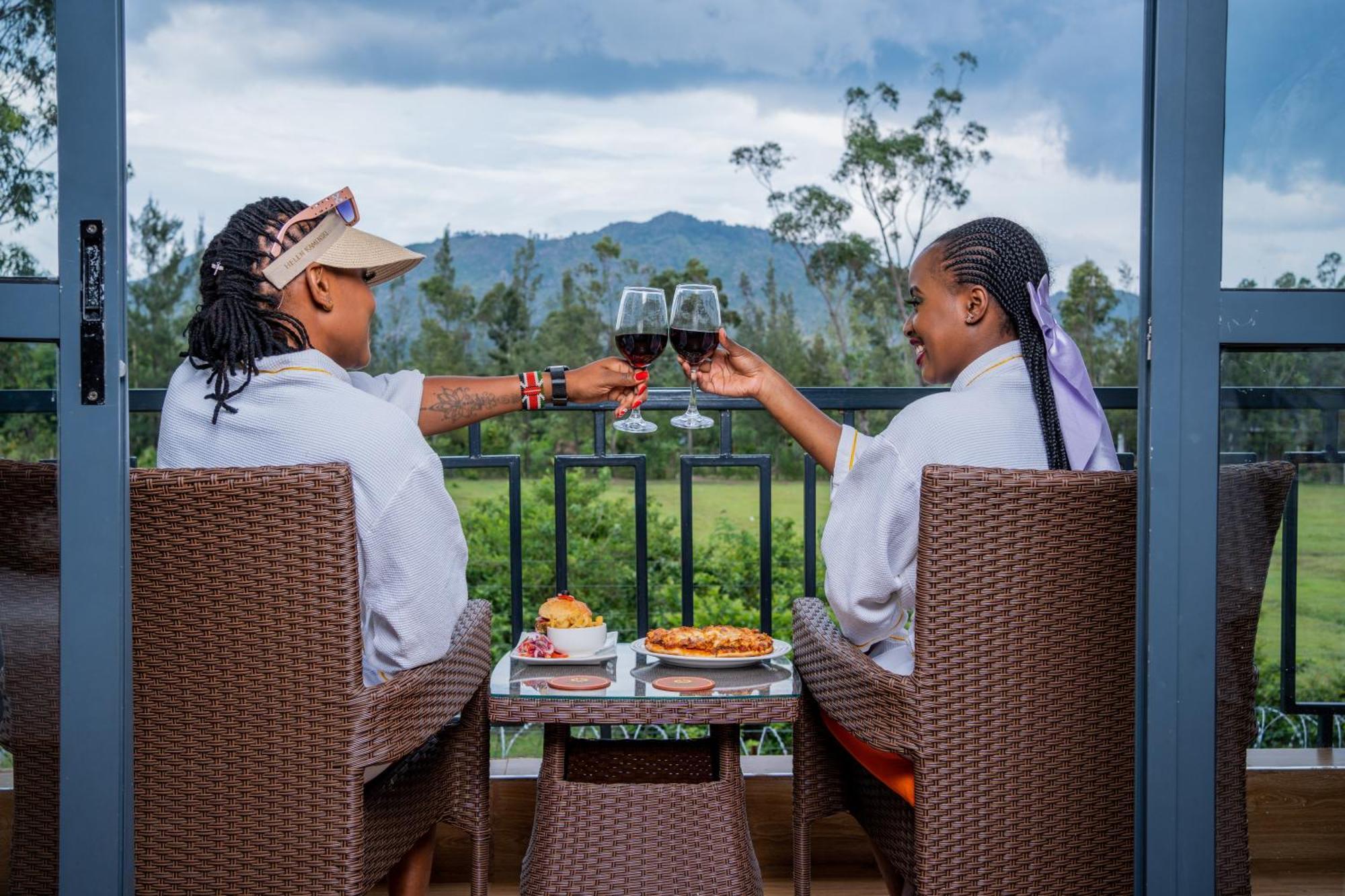 Ciala Resort Hotels In Кисуму Экстерьер фото